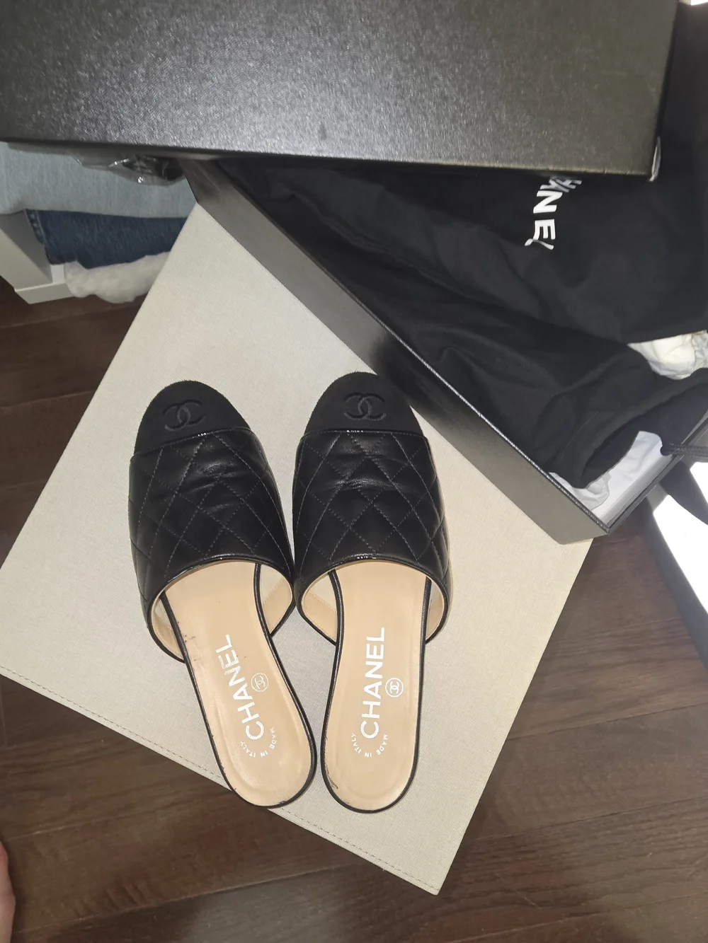 CHANEL Black Quilted Leather Slip-On Flats